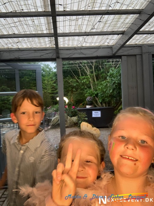 selfie maria denes